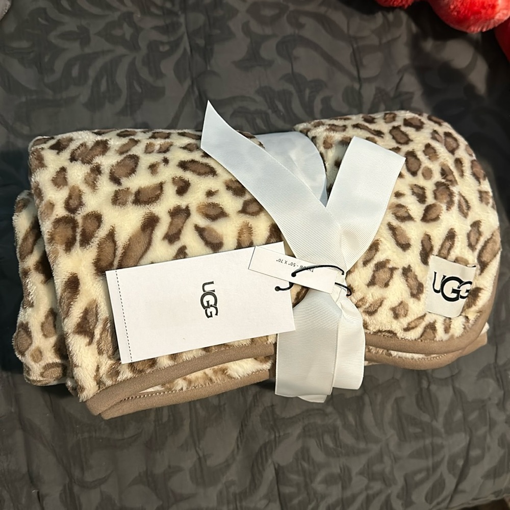 UGG Duffield Throw